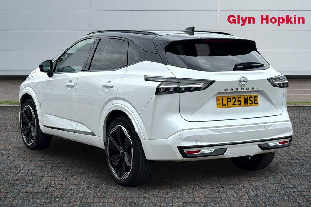 Nissan Qashqai 1.3 Dig-t Mh 158 N-design LP25WSE Black #5
