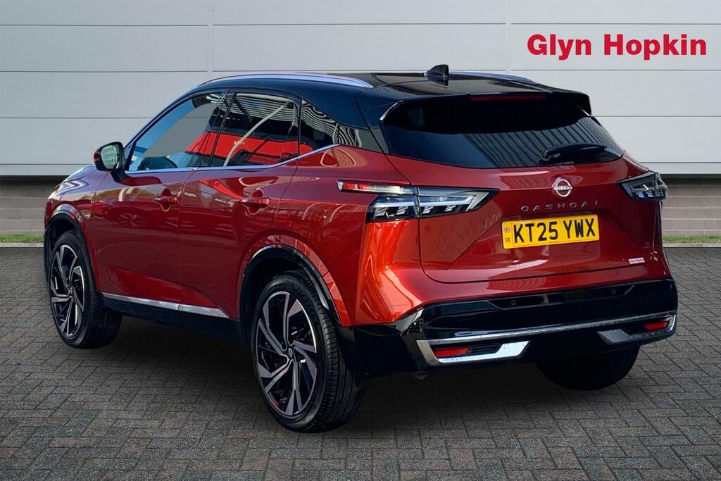 Nissan Qashqai 1.3 Dig-t Mh 158 Tekna KT25YWX Black #5
