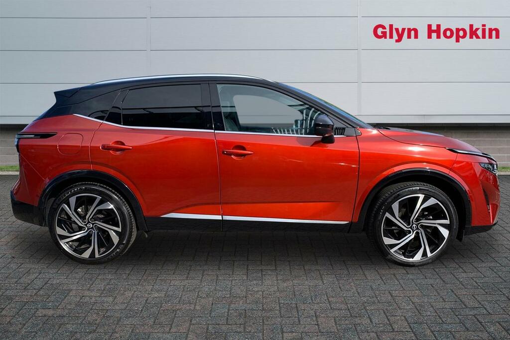 Nissan Qashqai 1.3 Dig-t Mh 158 Tekna KT25YWX Black #2