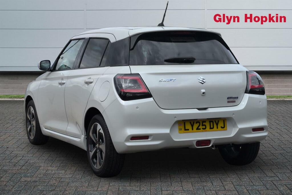 Suzuki Swift 1.2 Mild Hybrid Ultra Cvt LY25DYJ White #5