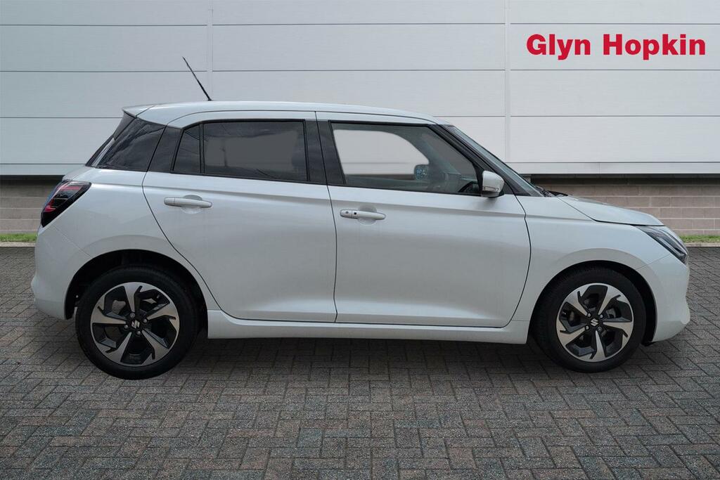 Suzuki Swift 1.2 Mild Hybrid Ultra Cvt LY25DYJ White #2
