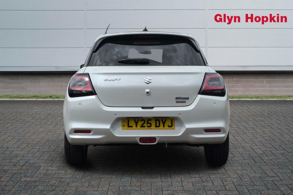 Suzuki Swift 1.2 Mild Hybrid Ultra Cvt LY25DYJ White #4