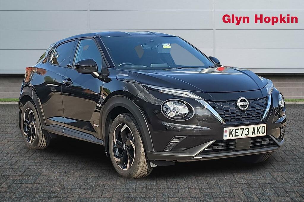 Nissan Juke 1.6 Hybrid N-connecta Black