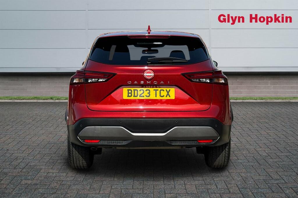 Nissan Qashqai 1.3 Dig-t Mh N-connecta BD23TCX Red #4