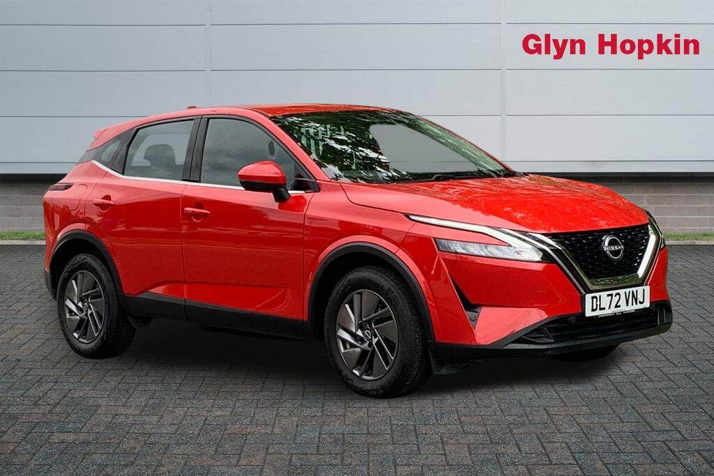 Nissan Qashqai 1.3 Dig-t Mh 158 Acenta Premium DL72VNJ Red