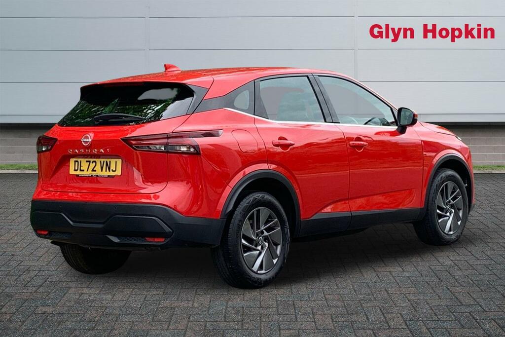 Nissan Qashqai 1.3 Dig-t Mh 158 Acenta Premium DL72VNJ Red #3