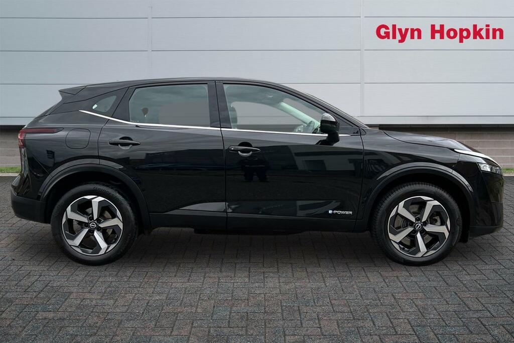 Nissan Qashqai 1.5 E-power Acenta Premium DP73WVX Black #2