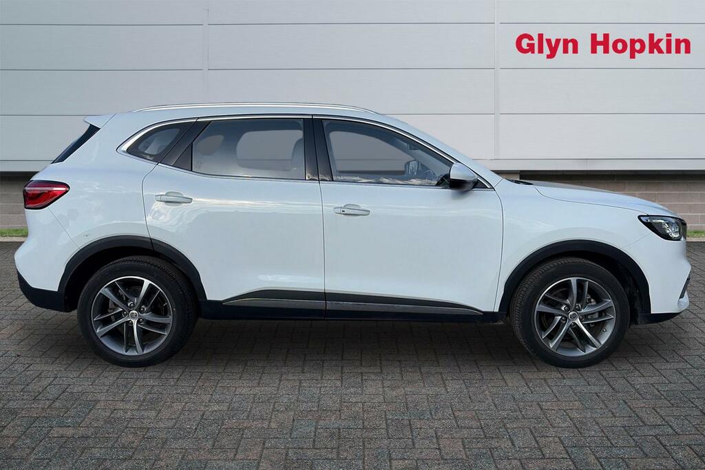 MG HS 1.5 T-gdi Excite Dct FV72VJN White #2