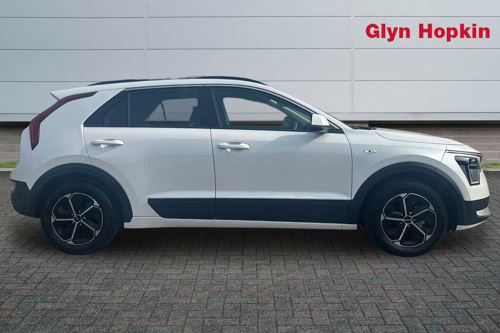Kia Niro 1.6 Gdi Hybrid 2 Dct CX23NLF White #2
