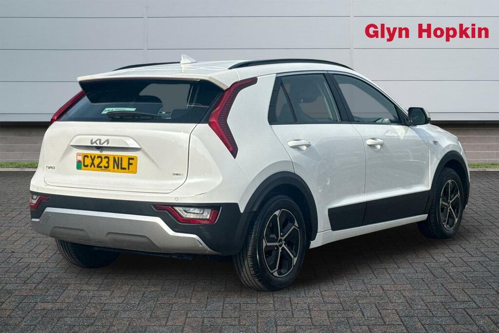 Kia Niro 1.6 Gdi Hybrid 2 Dct CX23NLF White #3