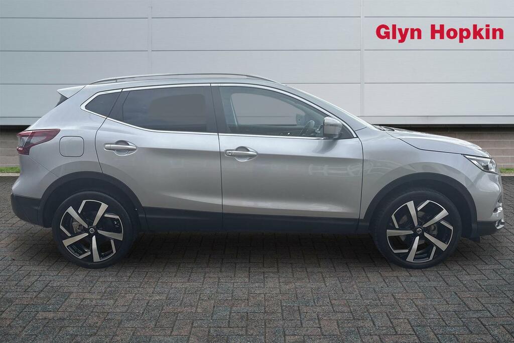 Nissan Qashqai 1.3 Dig-t N-motion Silver #2