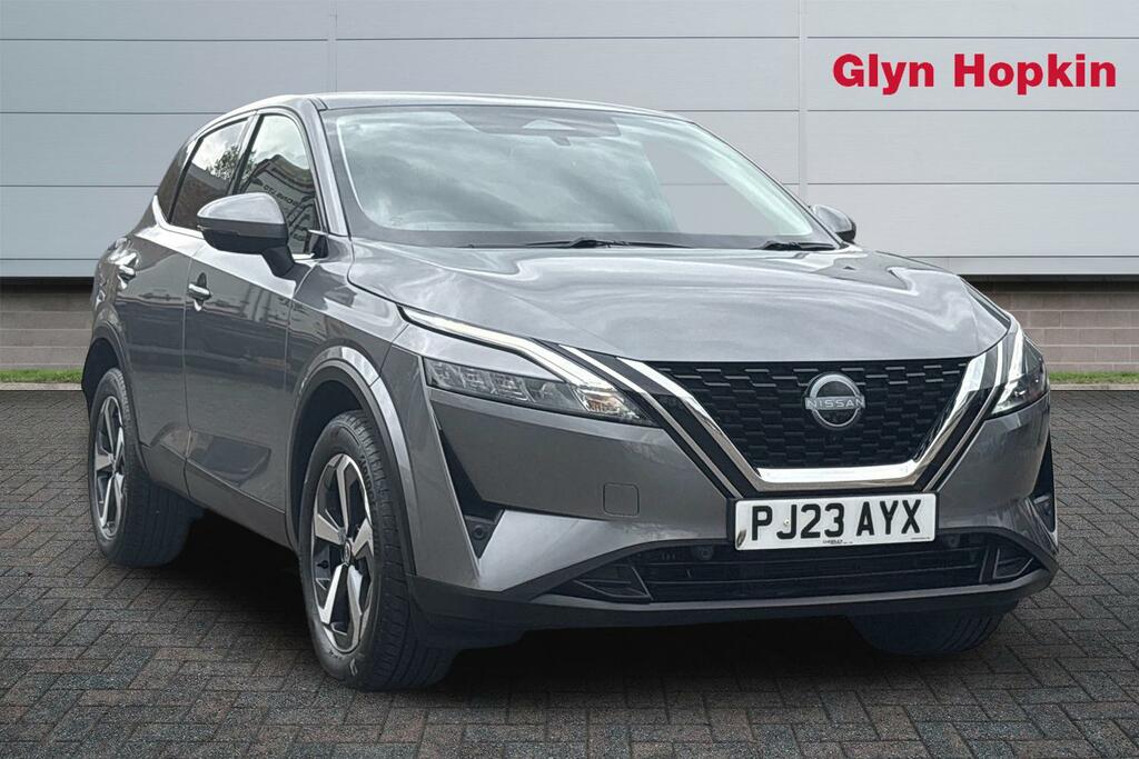 Nissan Qashqai 1.3 Dig-t Mh N-connecta