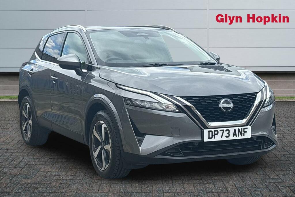 Nissan Qashqai 1.3 Dig-t Mh N-connecta