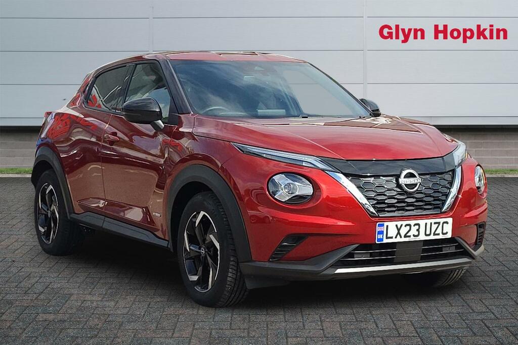 Nissan Juke 1.6 Hybrid N-connecta Red