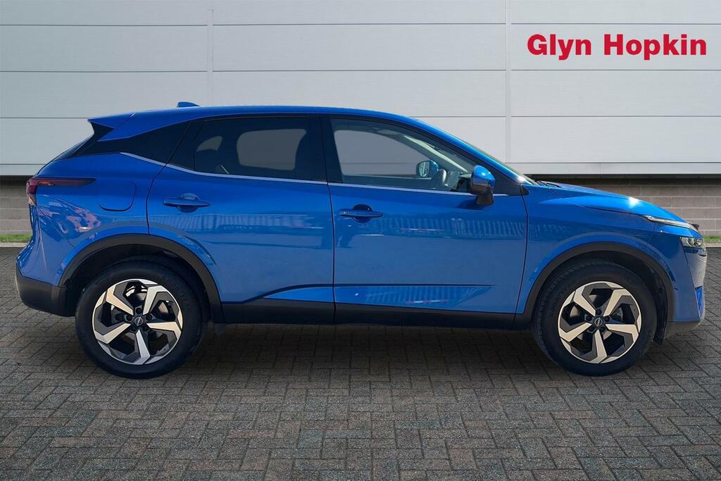 Nissan Qashqai 1.3 Dig-t Mh 158 N-connecta Xtronic Blue #2