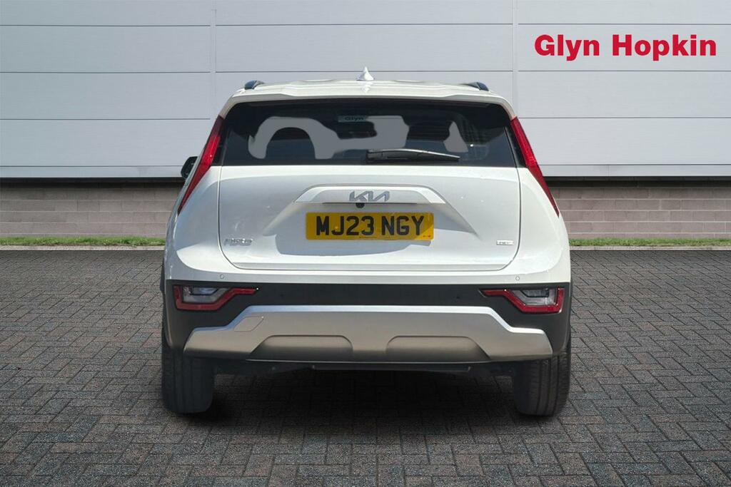 Kia Niro 1.6 Gdi Hybrid 2 Dct MJ23NGY White #4
