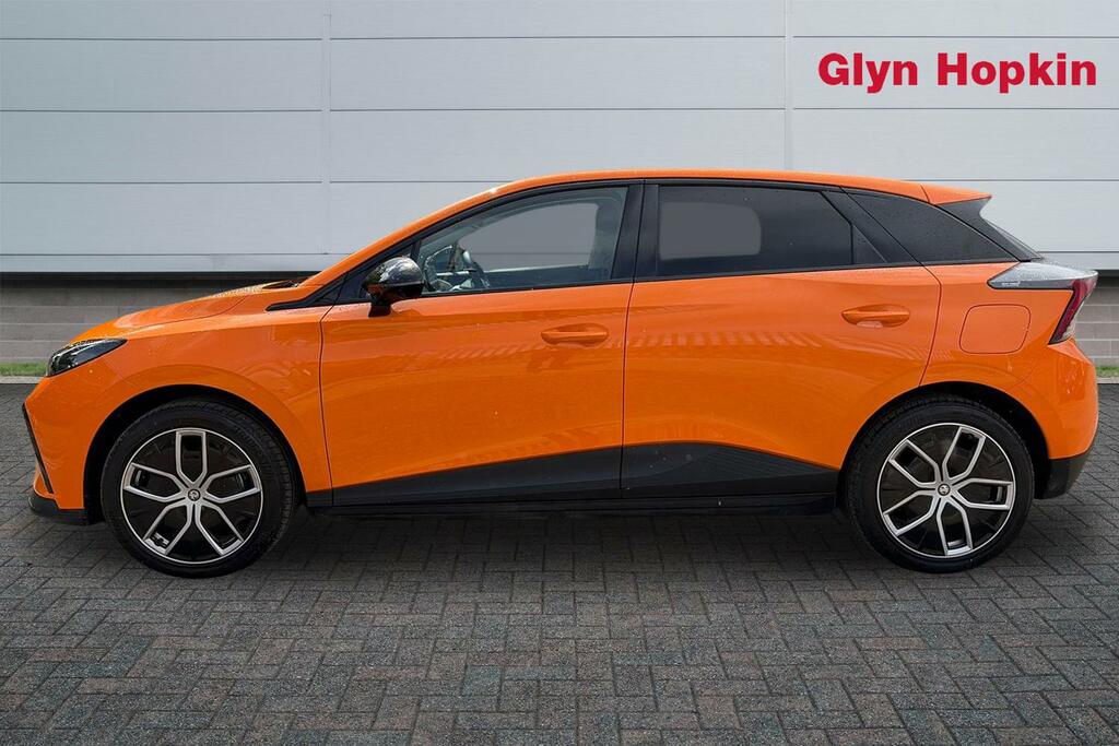 MG MG4 150Kw Trophy Ev Long Range 64Kwh LB75RLX Orange #6
