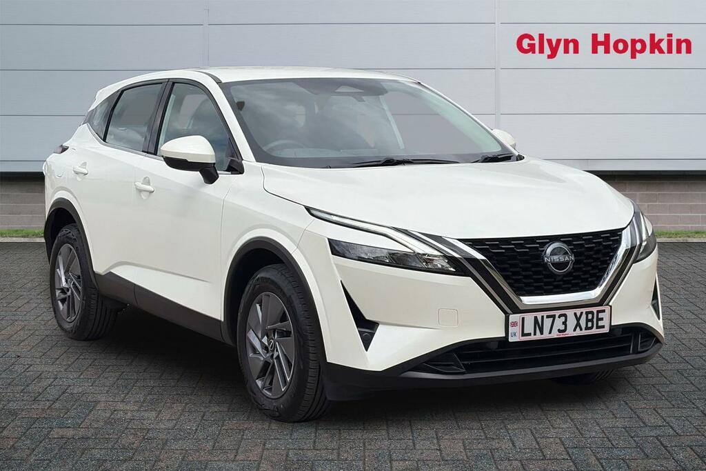 Nissan Qashqai 1.3 Dig-t Mh 158 Acenta Premium Xtronic White