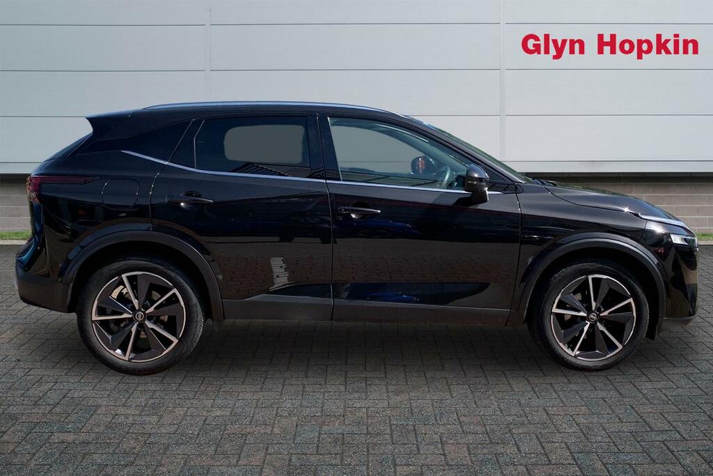 Nissan Qashqai 1.3 Dig-t Mh Tekna KU22ZXX Black #2