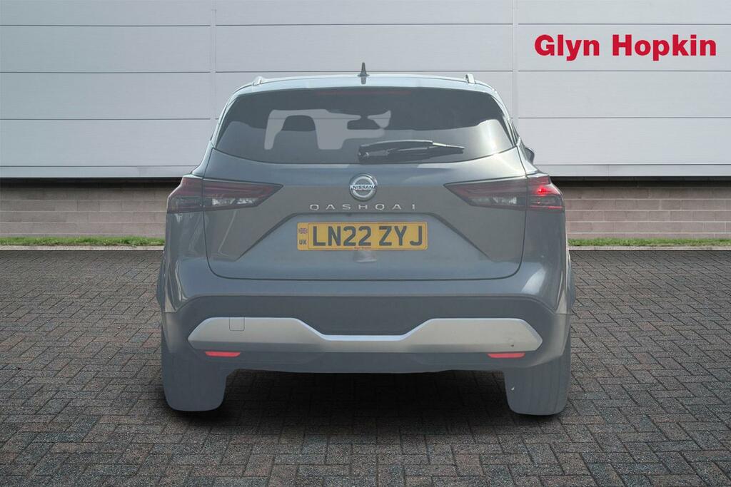 Nissan Qashqai 1.3 Dig-t Mh 158 Tekna LN22ZYJ #4