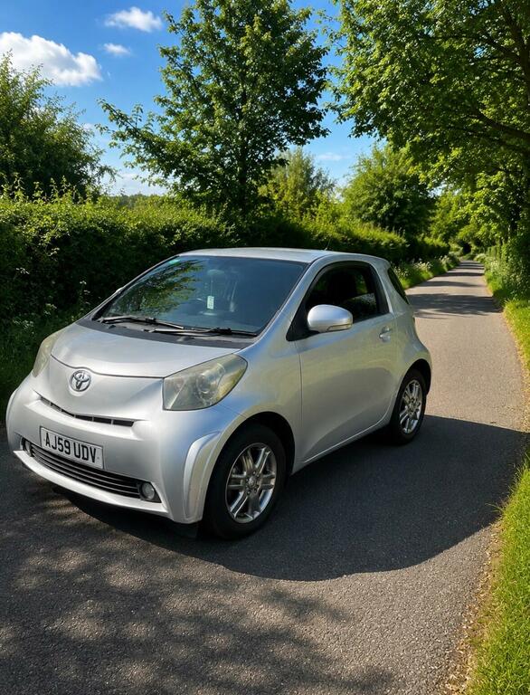 Toyota IQ 1.0 Vvt-i 2 Multidrive Euro 4 Silver #4