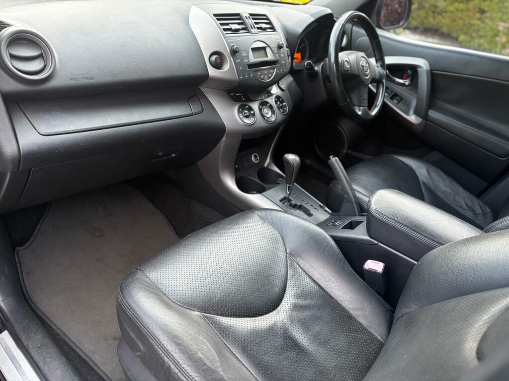 Toyota Rav 4 2.0 Xt-r 4Wd 200707 Black #30