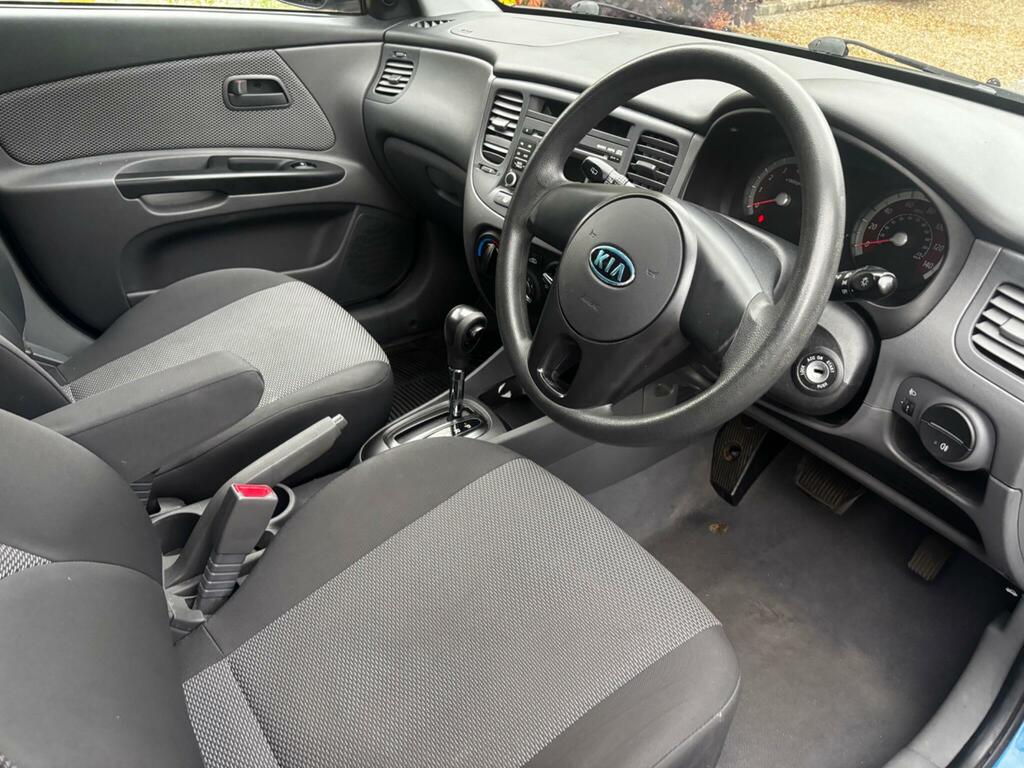 Kia RIO 1.4 2 Ipd Black #6
