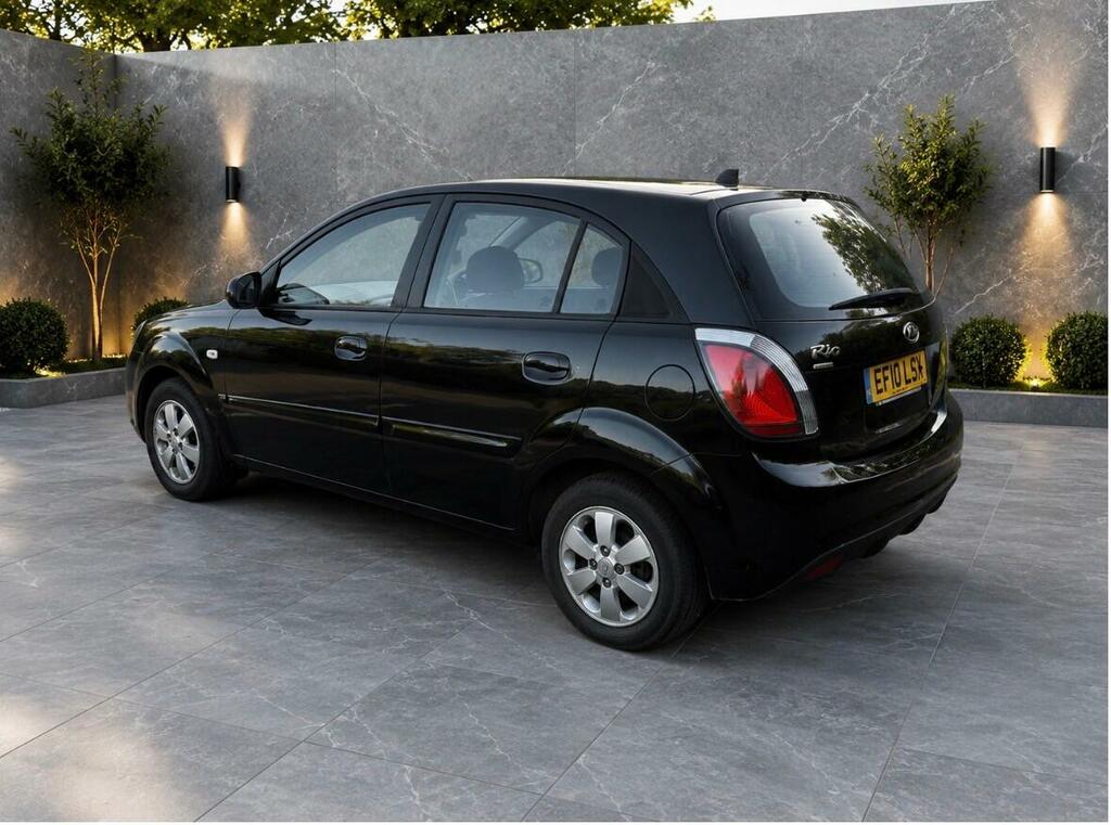 Kia RIO 1.4 2 Ipd Black #4