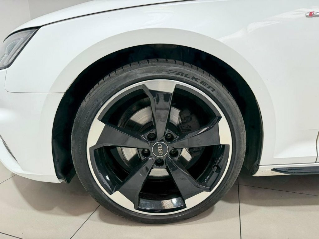 Audi A4 1.4L Black Edition YD18EUU White #5