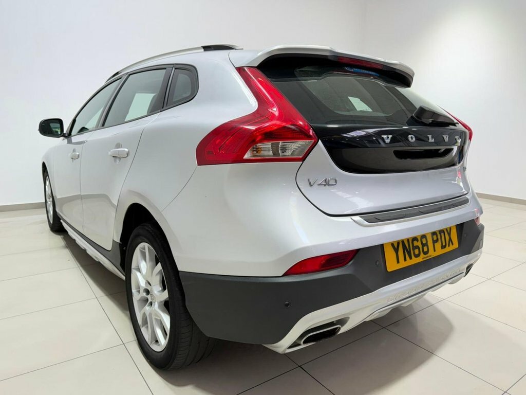 Volvo V40 Cross Country 1.5L Nav Plus YN68PDX Silver #6