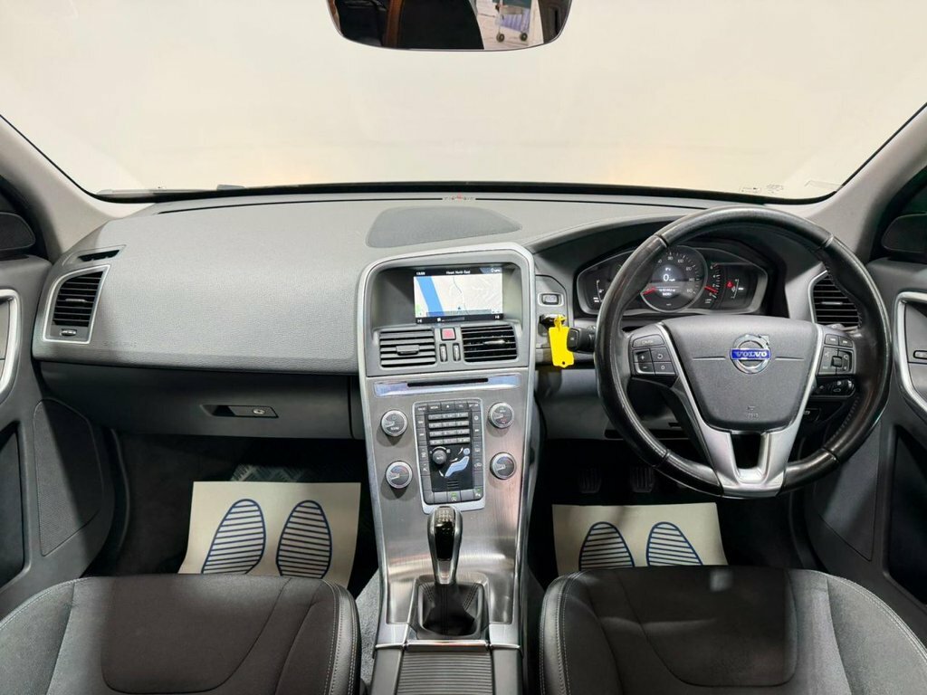 Volvo XC60 2L Se Nav SM15VCK Black #4