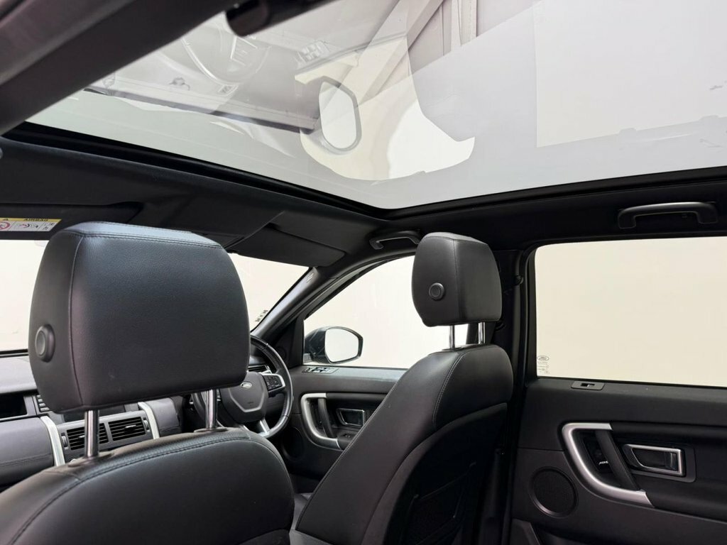Land Rover Discovery Sport 2L Hse Black VK18CKN Grey #5