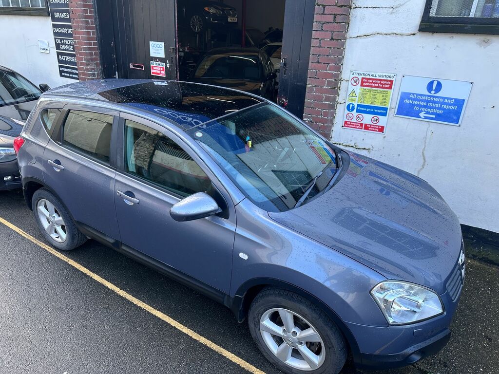 Nissan Qashqai 1.5 Dci Tekna Hatchback 2Wd Nav Grey #4