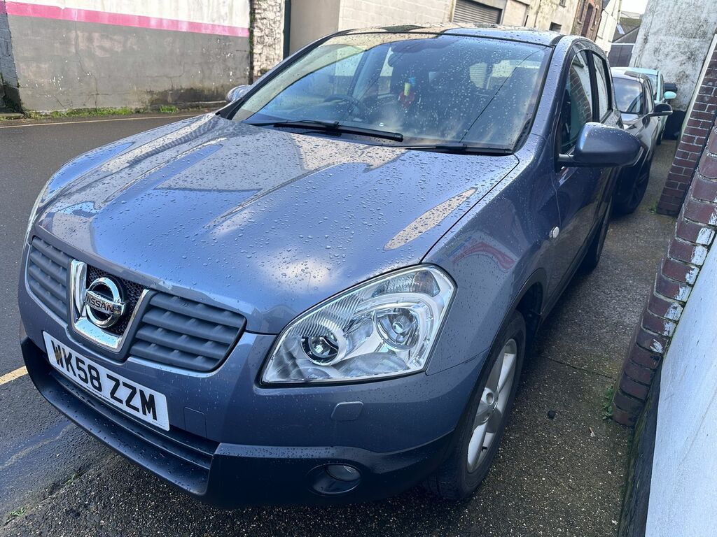 Nissan Qashqai 1.5 Dci Tekna Hatchback 2Wd Nav Grey