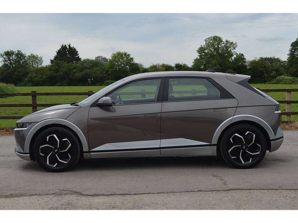 Hyundai Ioniq 5 Premium CA22OPL Green #5