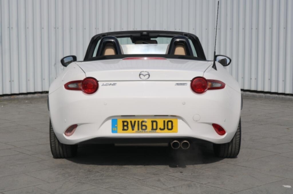 Mazda MX-5 Convertible 1.5 Sport BV16DJO White #5