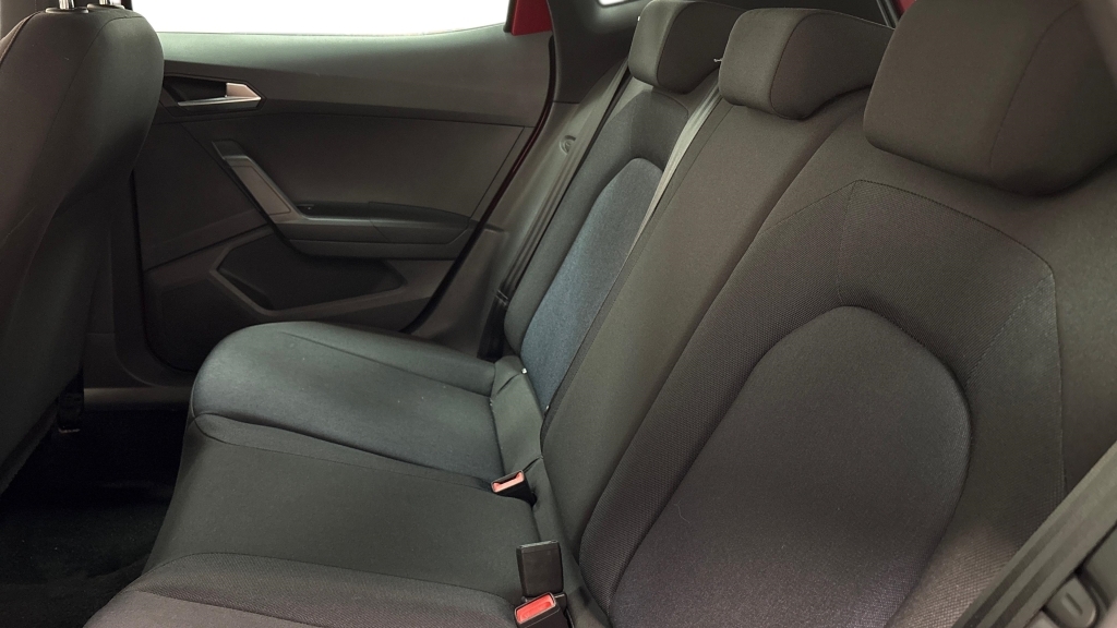 Seat Arona Hatchback 1.0 Ecotsi BV22UPC Red #4