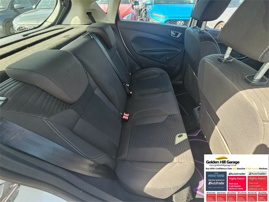 Ford Fiesta Hatchback 1.2 Zetec MF15WBV White #3