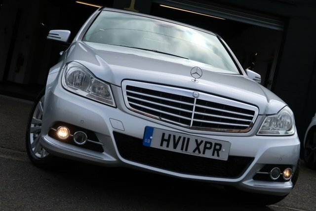 Mercedes-Benz C Class 2011 1.8 C180 Blueefficiency Elegance Saloon P Silver