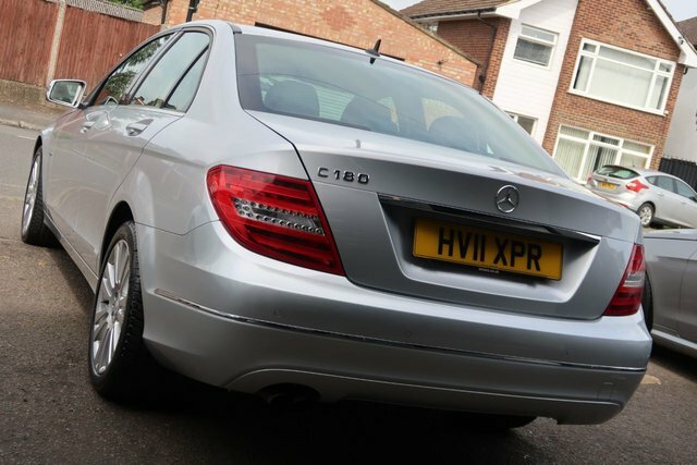Mercedes-Benz C Class 2011 1.8 C180 Blueefficiency Elegance Saloon P Silver #5