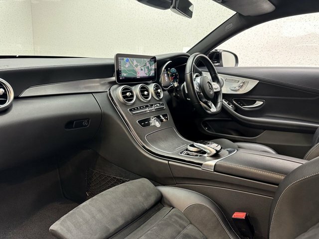 Mercedes-Benz C Class 2.0 C300 Amg Line Premium Coupe G-tro DK68RYY Black #3