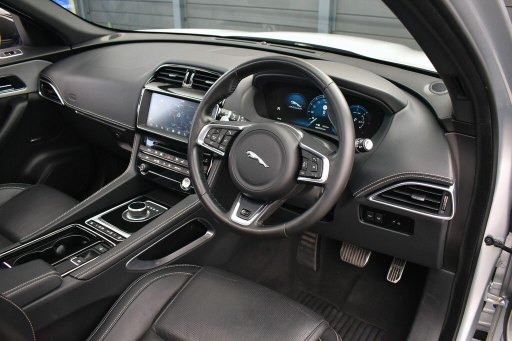 Jaguar F-Pace 3.0 D300 V6 S Suv Awd Euro 6 S S YB67YCY Silver #2
