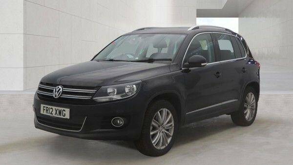 Volkswagen Tiguan 2.0 Tdi Sport 4Wd Euro 5 - 2012 12 FR12XWG Black #2