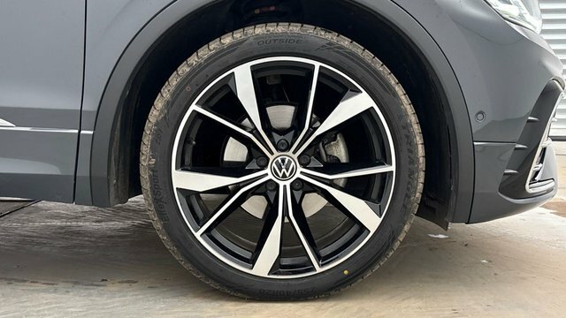 Volkswagen Tiguan 2.0 Tdi R-line Suv Dsg Euro 6 S S 15 Grey #5