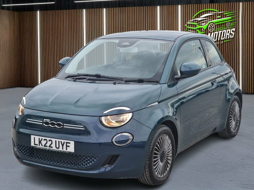 Fiat 500E Hatchback LK22UYF Green #2