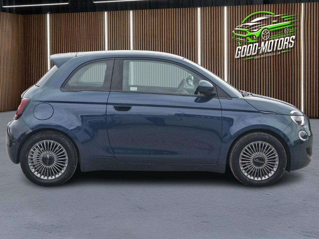 Fiat 500E Hatchback LK22UYF Green #6