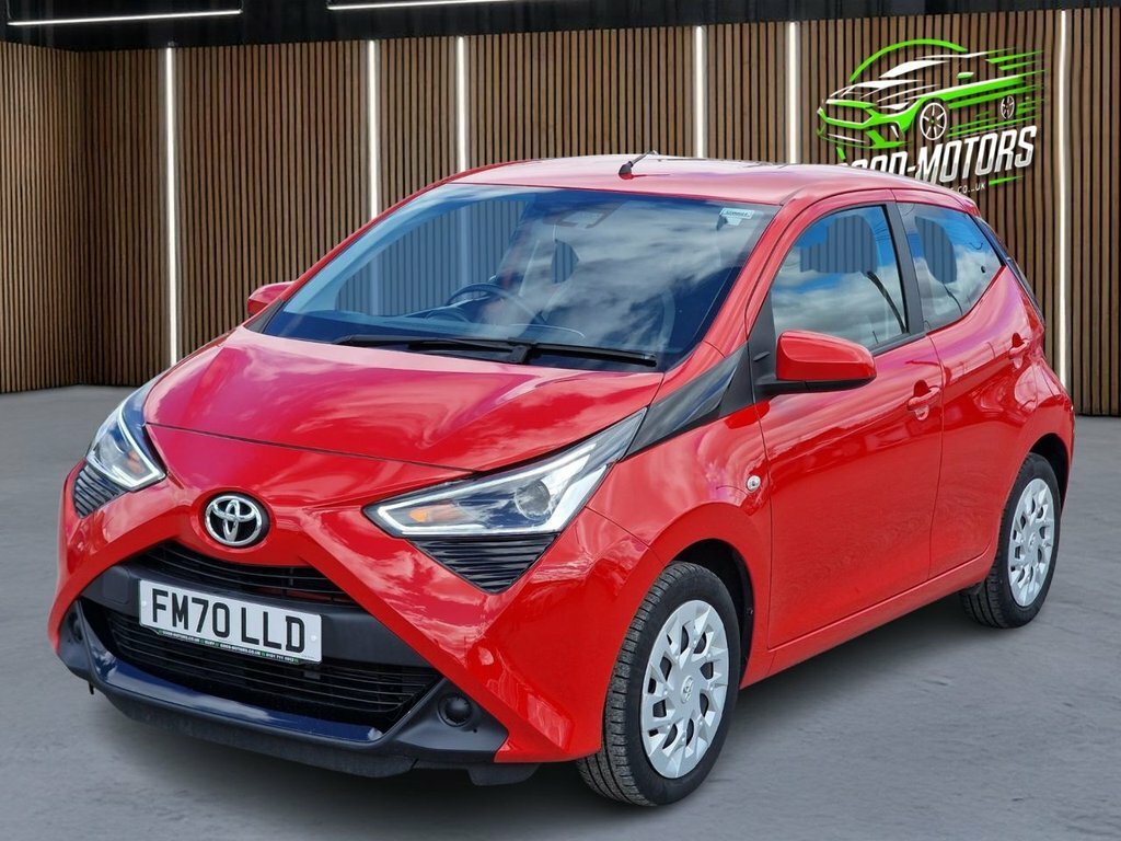 Toyota Aygo 1L X-play FM70LLD Red #2
