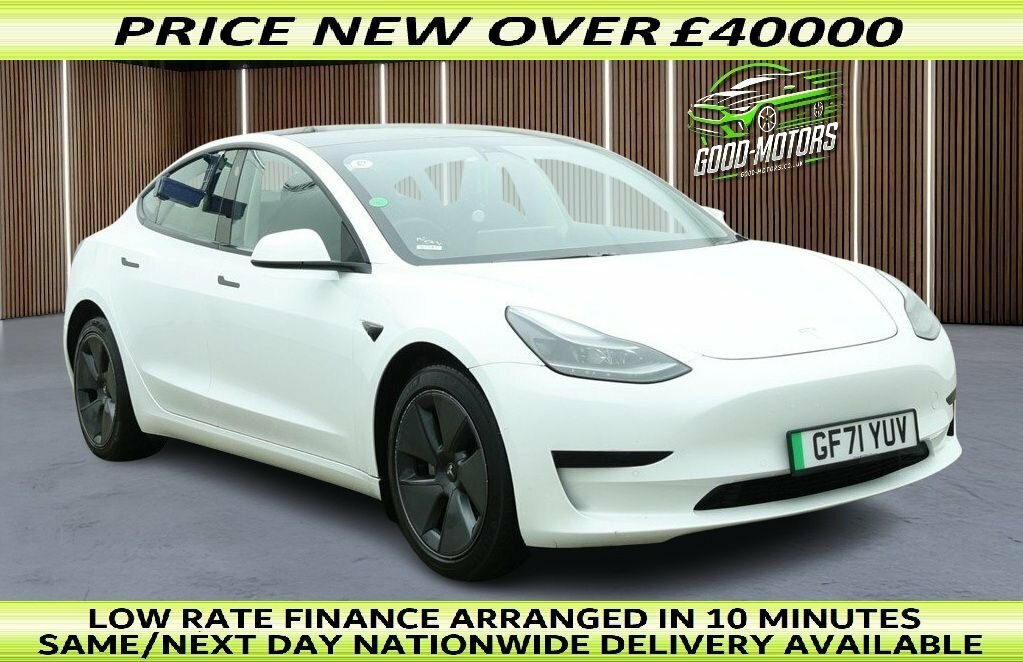 Tesla Model 3 Saloon White