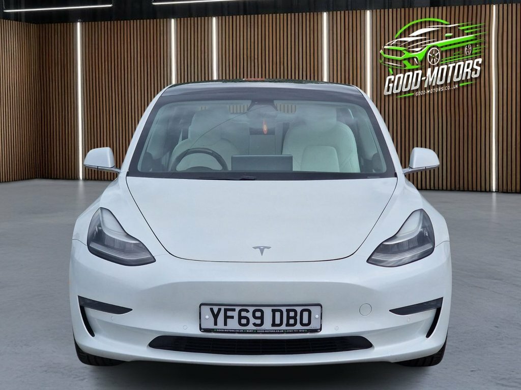 Tesla Model 3 Saloon YF69DBO White #3