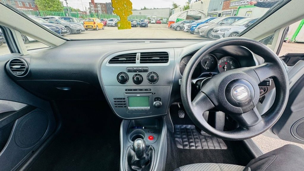 Seat Leon 2.0 Reference Sport Tdi Grey #9